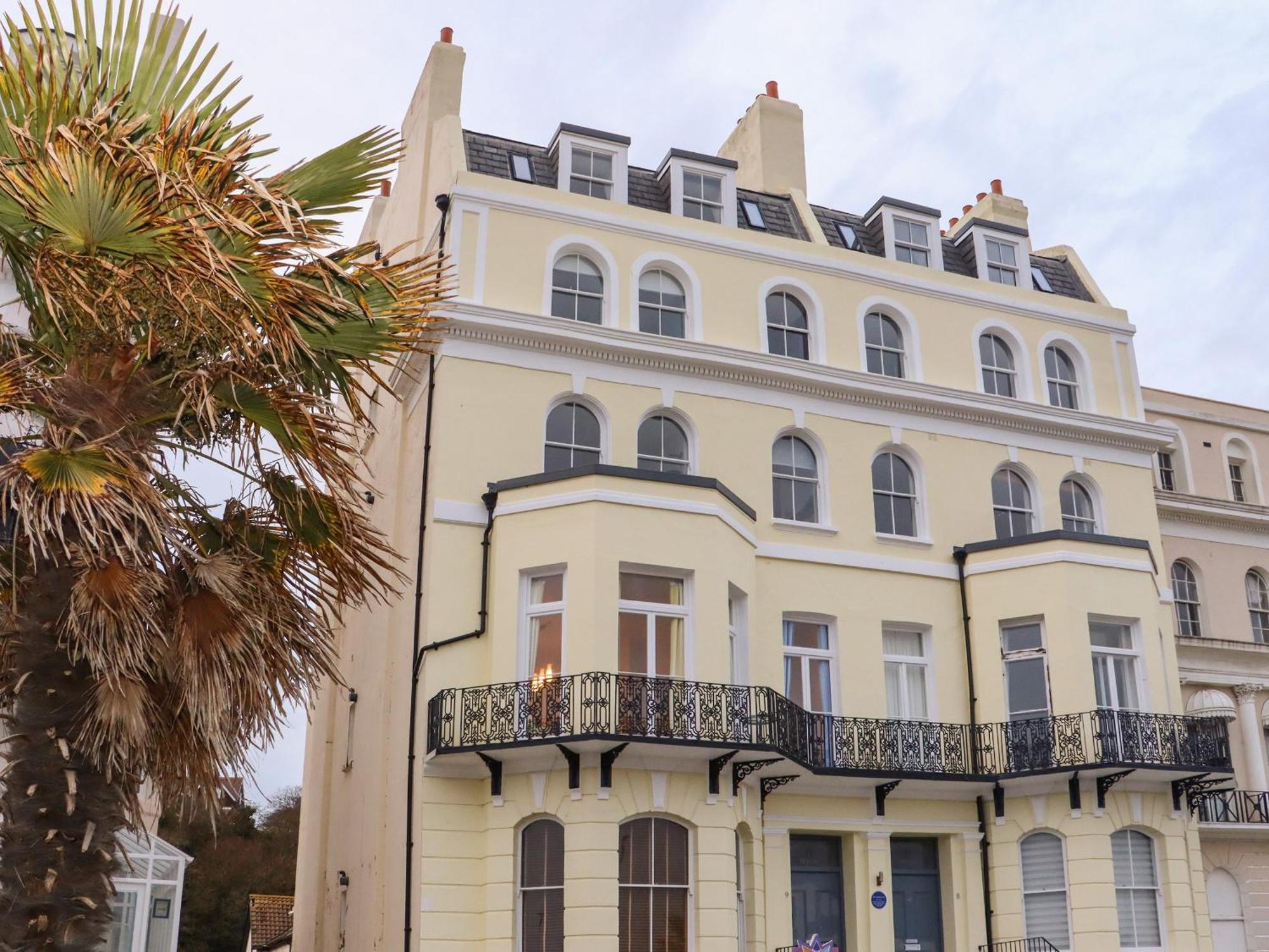 The Old Spy Headquarters Folkestone Exterior foto